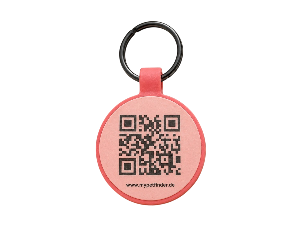 Rückseite des MyPetFinder Anhängers mit QR-Code